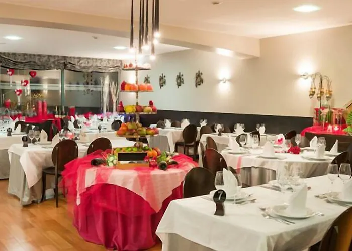 丰特达维拉酒店 3* Monção